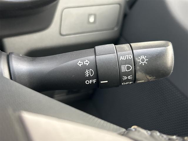 ステラ カスタムR ETC オートライト HID スマートキー アイドリングストップ 電動格納ミラー ベンチシート CVT 盗難防止システム ABS CD USB アルミホイール 衝突安全ボディ エアコン(9枚目)