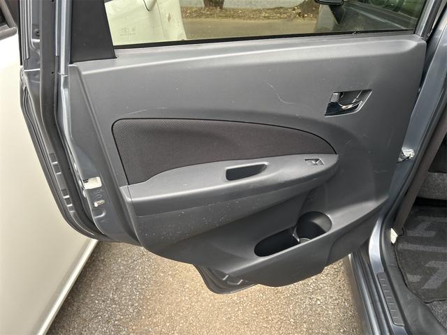 ステラ カスタムR ETC オートライト HID スマートキー アイドリングストップ 電動格納ミラー ベンチシート CVT 盗難防止システム ABS CD USB アルミホイール 衝突安全ボディ エアコン(31枚目)