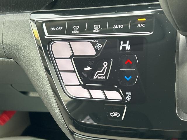 デイズ Ｘ　全周囲カメラ　ナビ　ＴＶ　クリアランスソナー　衝突被害軽減システム　オートライト　スマートキー　アイドリングストップ　電動格納ミラー　ベンチシート　ＣＶＴ　盗難防止システム　ＡＢＳ　ＥＳＣ　ＣＤ（6枚目）