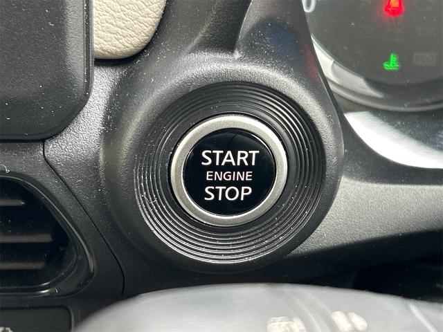 デイズ Ｘ　全周囲カメラ　ナビ　ＴＶ　クリアランスソナー　衝突被害軽減システム　オートライト　スマートキー　アイドリングストップ　電動格納ミラー　ベンチシート　ＣＶＴ　盗難防止システム　ＡＢＳ　ＥＳＣ　ＣＤ（8枚目）