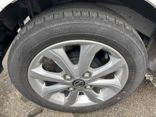 デイズ Ｘ　全周囲カメラ　ナビ　ＴＶ　クリアランスソナー　衝突被害軽減システム　オートライト　スマートキー　アイドリングストップ　電動格納ミラー　ベンチシート　ＣＶＴ　盗難防止システム　ＡＢＳ　ＥＳＣ　ＣＤ（20枚目）