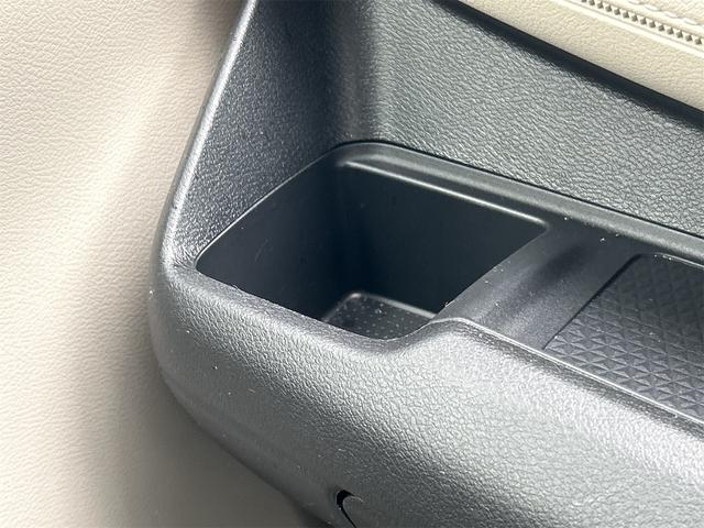 デイズ Ｘ　全周囲カメラ　ナビ　ＴＶ　クリアランスソナー　衝突被害軽減システム　オートライト　スマートキー　アイドリングストップ　電動格納ミラー　ベンチシート　ＣＶＴ　盗難防止システム　ＡＢＳ　ＥＳＣ　ＣＤ（38枚目）