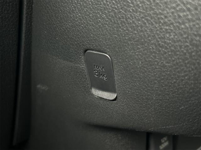 ムーヴキャンバス ストライプスＧ　バックカメラ　両側電動スライドドア　ＴＶ　クリアランスソナー　衝突被害軽減システム　オートライト　ＬＥＤヘッドランプ　スマートキー　アイドリングストップ　電動格納ミラー　シートヒーター　ベンチシート（50枚目）