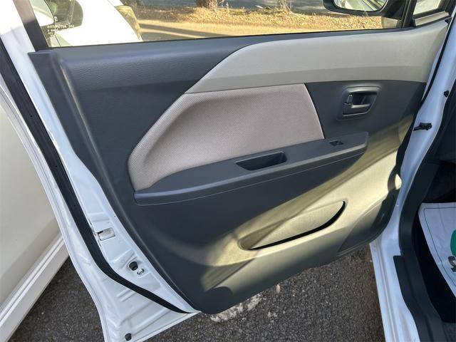 ワゴンR FX ETC キーレスエントリー アイドリングストップ 電動格納ミラー ベンチシート CVT 盗難防止システム ABS CD ミュージックプレイヤー接続可 衝突安全ボディ エアコン パワーステアリング(32枚目)