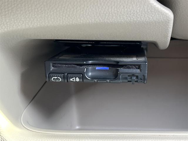 N-WGN G・ターボパッケージ ETC 衝突被害軽減システム オートライト HID スマートキー アイドリングストップ 電動格納ミラー ベンチシート CVT 盗難防止システム ABS ESC CD(5枚目)