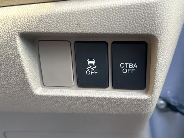 N-WGN G・ターボパッケージ ETC 衝突被害軽減システム オートライト HID スマートキー アイドリングストップ 電動格納ミラー ベンチシート CVT 盗難防止システム ABS ESC CD(7枚目)