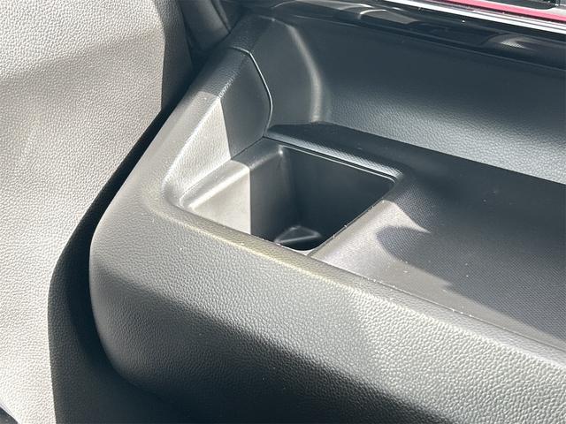 ワゴンRスティングレー ハイブリッドT ナビ TV オートクルーズコントロール レーンアシスト 衝突被害軽減システム オートライト LEDヘッドランプ スマートキー アイドリングストップ 電動格納ミラー シートヒーター ベンチシート CVT(40枚目)