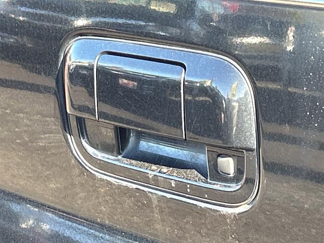 アルトラパン Ｌ　衝突被害軽減システム　スマートキー　アイドリングストップ　電動格納ミラー　シートヒーター　ベンチシート　ＣＶＴ　盗難防止システム　ＡＢＳ　ＥＳＣ　ＣＤ　ＵＳＢ　ミュージックプレイヤー接続可（26枚目）