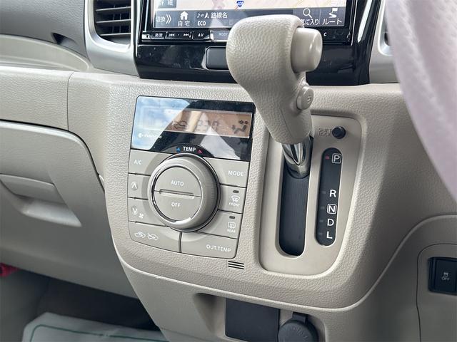 フレアワゴン ＸＳ　ＥＴＣ　バックカメラ　両側電動スライドドア　ナビ　ＴＶ　レーンアシスト　衝突被害軽減システム　オートライト　スマートキー　アイドリングストップ　電動格納ミラー　シートヒーター　ベンチシート　ＣＶＴ（7枚目）