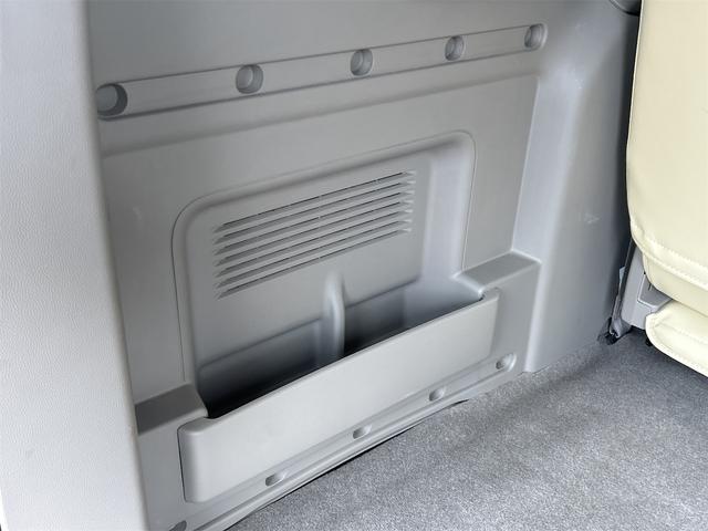 スクラムワゴン ＰＺターボ　スペシャルパッケージ　ロールーフ　ＥＴＣ　両側電動スライドドア　ナビ　ＴＶ　ＨＩＤ　キーレスエントリー　電動格納ミラー　ＡＴ　盗難防止システム　ＡＢＳ　ＣＤ　Ｂｌｕｅｔｏｏｔｈ　ミュージックサーバー　アルミホイール（32枚目）