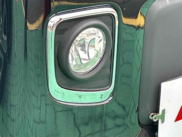 エブリイワゴン ＰＺターボスペシャル　ハイルーフ　両側電動スライドドア　ナビ　ＴＶ　衝突被害軽減システム　オートライト　ＨＩＤ　スマートキー　電動格納ミラー　ベンチシート　ＡＴ　盗難防止システム　ＡＢＳ　ＥＳＣ　ＣＤ（14枚目）