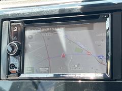 ナビ付き♪旅行やドライブも楽しいひと時！初めての道でも迷うことなくエスコートしてくれます。 4