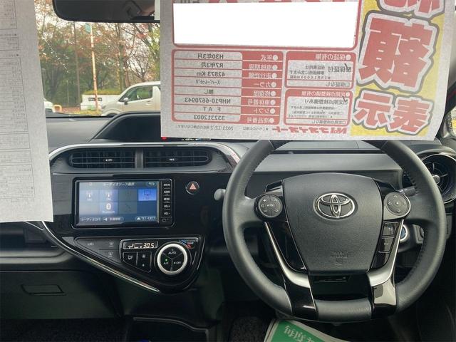 Ｓ　スマートエントリーＰＫＧ　ＥＴＣ　バックカメラ　ＴＶ　アルミホイール　オートライト　スマートキー　電動格納ミラー　ＣＶＴ　盗難防止システム　衝突安全ボディ　ＡＢＳ　ＥＳＣ　ＣＤ　Ｂｌｕｅｔｏｏｔｈ(3枚目)