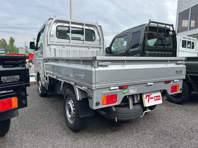キャリイトラック ＫＣエアコン・パワステ　４ＷＤ　軽トラック　ＭＴ　エアコン　パワーステアリング　運転席エアバッグ（4枚目）