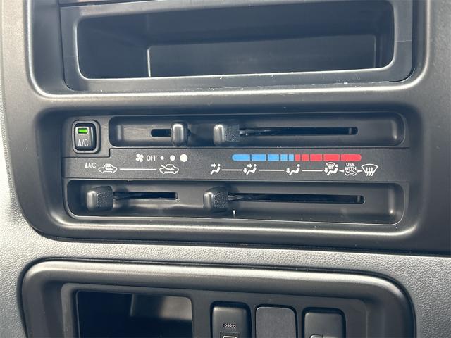 ハイゼットカーゴ スペシャルクリーン　ハイルーフ　ＡＴ　両側スライドドア　エアコン　パワーステアリング　運転席エアバッグ　助手席エアバッグ（7枚目）