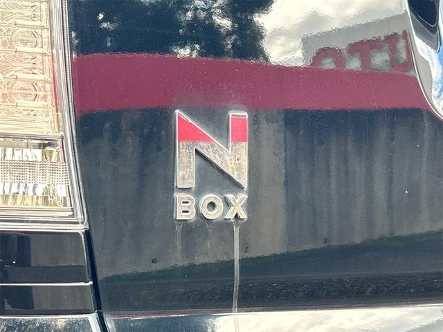 HONDA N-BOX CUSTOM G.L PACKAGE