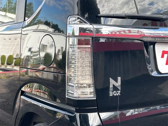 HONDA N-BOX CUSTOM G.L PACKAGE