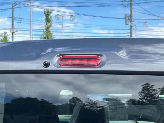 スペーシアギア ハイブリッドＸＺ　全周囲カメラ　両側電動スライドドア　ナビ　クリアランスソナー　オートクルーズコントロール　レーンアシスト　衝突被害軽減システム　オートライト　ＬＥＤヘッドランプ　スマートキー　アイドリングストップ（24枚目）