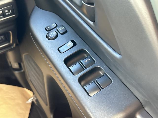 スペーシアギア ハイブリッドＸＺ　全周囲カメラ　両側電動スライドドア　ナビ　クリアランスソナー　オートクルーズコントロール　レーンアシスト　衝突被害軽減システム　オートライト　ＬＥＤヘッドランプ　スマートキー　アイドリングストップ（49枚目）