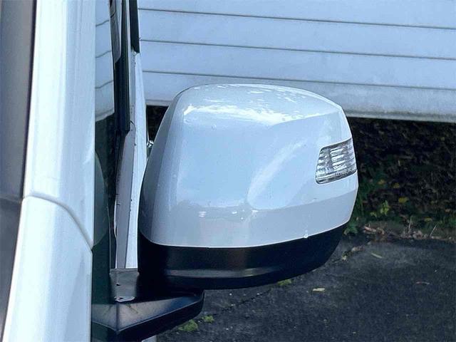 ステップワゴンスパーダ スパーダハイブリッド　Ｇ・ＥＸ　ホンダセンシング　ドライブレコーダー　ＥＴＣ　全周囲カメラ　ナビ　ＴＶ　オートクルーズコントロール　レーンアシスト　衝突被害軽減システム　両側電動スライドドア　オートライト　ＬＥＤヘッドランプ　電動リアゲート（36枚目）