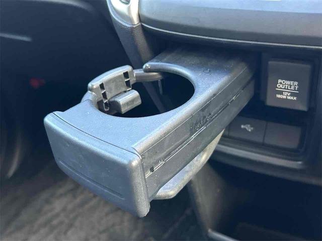 ステップワゴンスパーダ スパーダハイブリッド　Ｇ・ＥＸ　ホンダセンシング　ドライブレコーダー　ＥＴＣ　全周囲カメラ　ナビ　ＴＶ　オートクルーズコントロール　レーンアシスト　衝突被害軽減システム　両側電動スライドドア　オートライト　ＬＥＤヘッドランプ　電動リアゲート（55枚目）