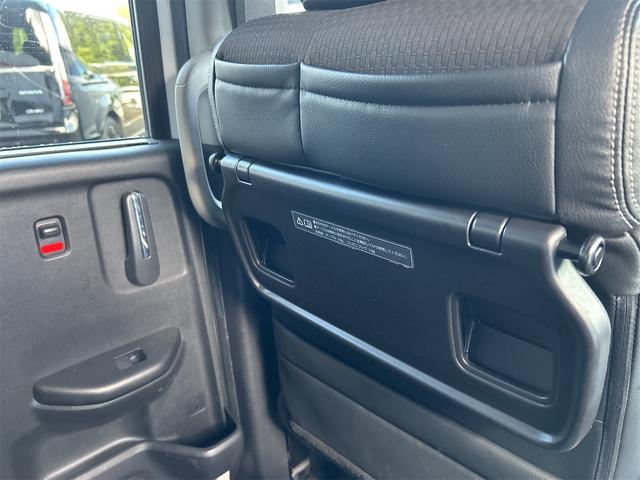 ステップワゴンスパーダ スパーダハイブリッド　Ｇ・ＥＸ　ホンダセンシング　ドライブレコーダー　ＥＴＣ　全周囲カメラ　ナビ　ＴＶ　オートクルーズコントロール　レーンアシスト　衝突被害軽減システム　両側電動スライドドア　オートライト　ＬＥＤヘッドランプ　電動リアゲート（68枚目）