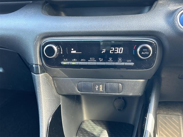 TOYOTA YARIS HYBRID G