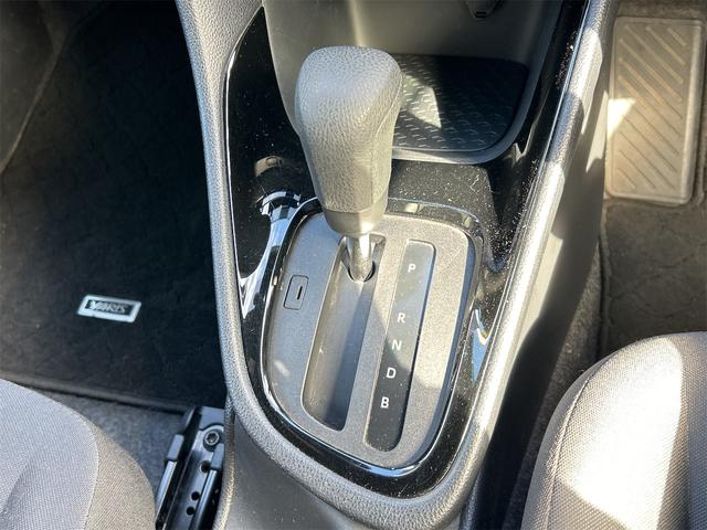 TOYOTA YARIS HYBRID G