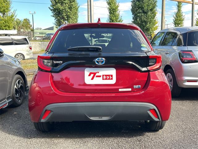 TOYOTA YARIS HYBRID G