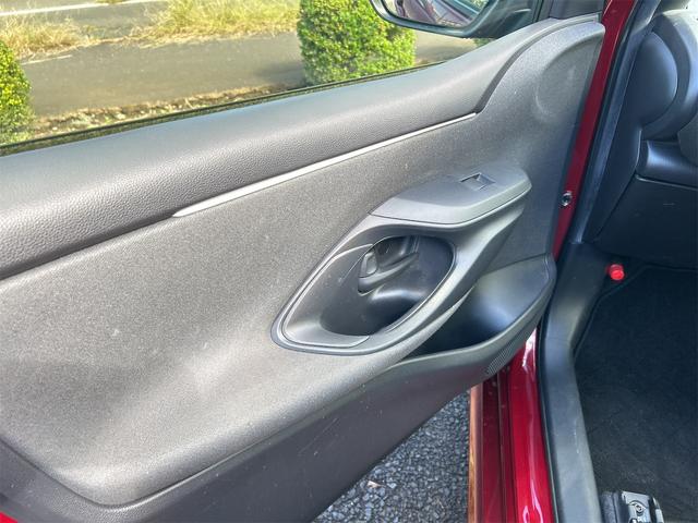 TOYOTA YARIS HYBRID G