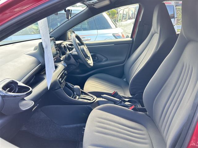 TOYOTA YARIS HYBRID G