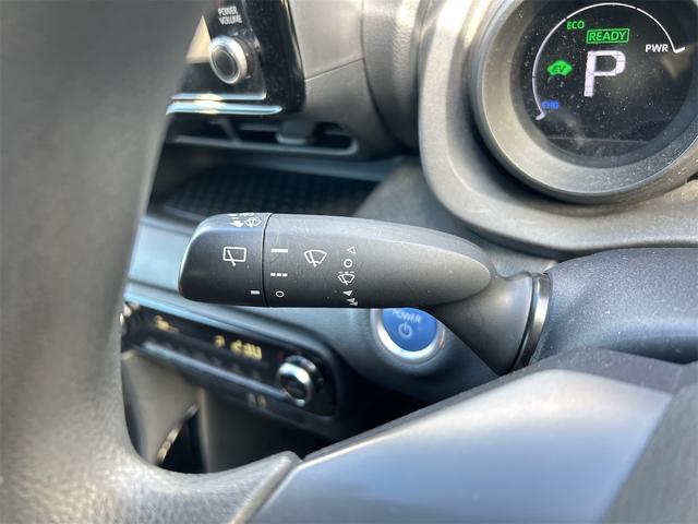 TOYOTA YARIS HYBRID G