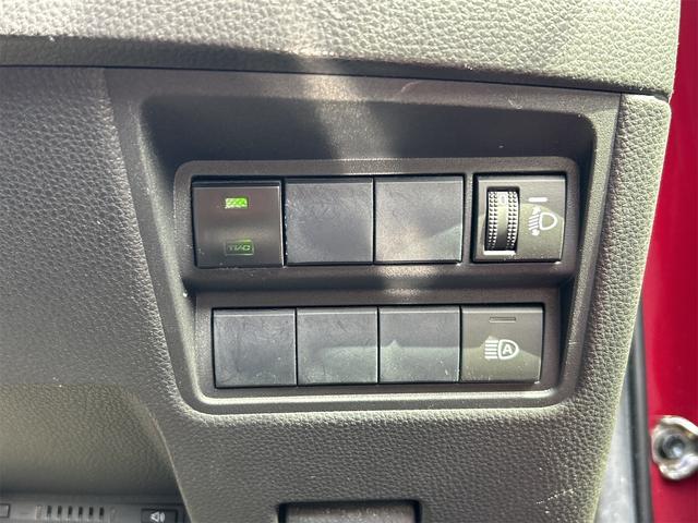 TOYOTA YARIS HYBRID G