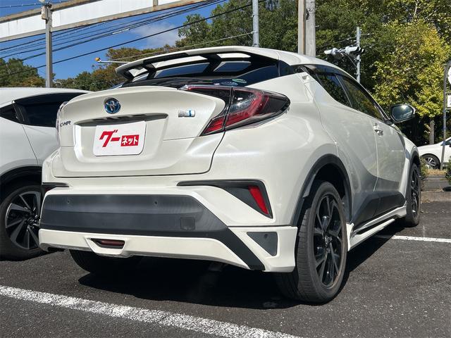 ご覧頂きまして誠に有難うございます!!是非ご来店して頂き、実際にご覧になって頂ければと思います。お客様からのご連絡をスタッフ一同、心よりお待ちしております