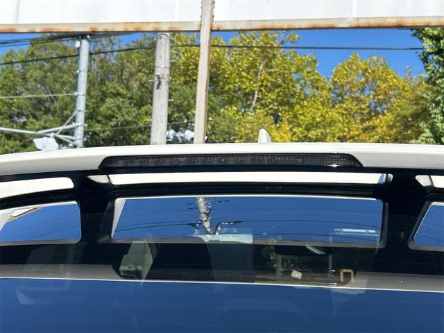 ご覧頂きまして誠に有難うございます!!是非ご来店して頂き、実際にご覧になって頂ければと思います。お客様からのご連絡をスタッフ一同、心よりお待ちしております