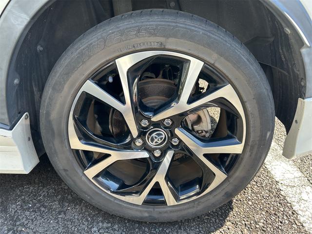 この度は当店のお車をご覧になっていただき、誠にありがとうございます。じっくり現車確認して頂けるよう、ご準備を致します!