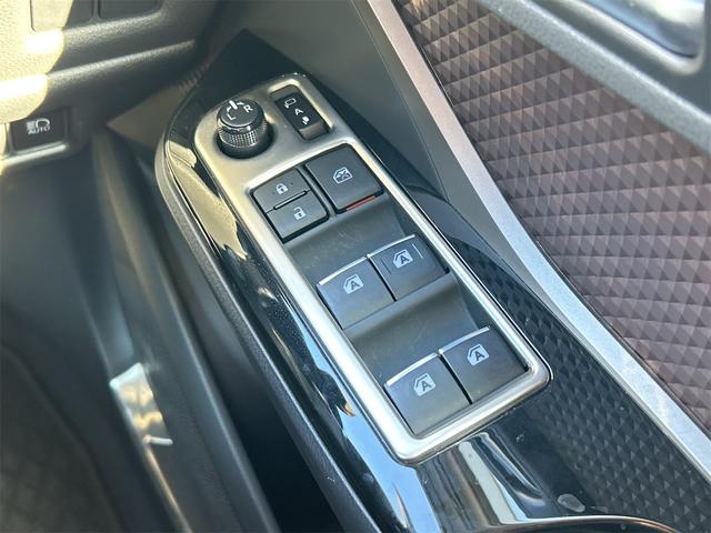 この度は当店のお車をご覧になっていただき、誠にありがとうございます。ぜひじっくりとご検討下さい。気軽にお問合せ・お見積りお待ちしております。