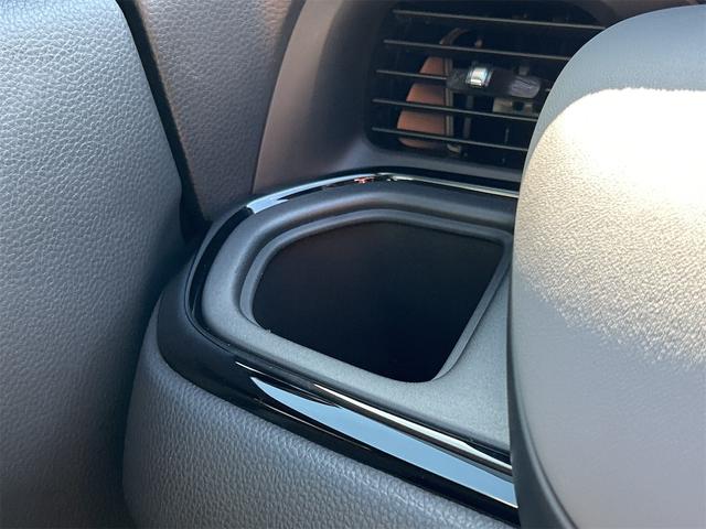 この度は当店のお車をご覧になっていただき、誠にありがとうございます。ぜひじっくりとご検討下さい。気軽にお問合せ・お見積りお待ちしております。