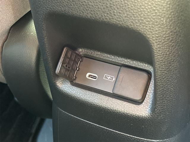 気温に合わせて直感的に操作することで、車内をいつでも快適に保てます。