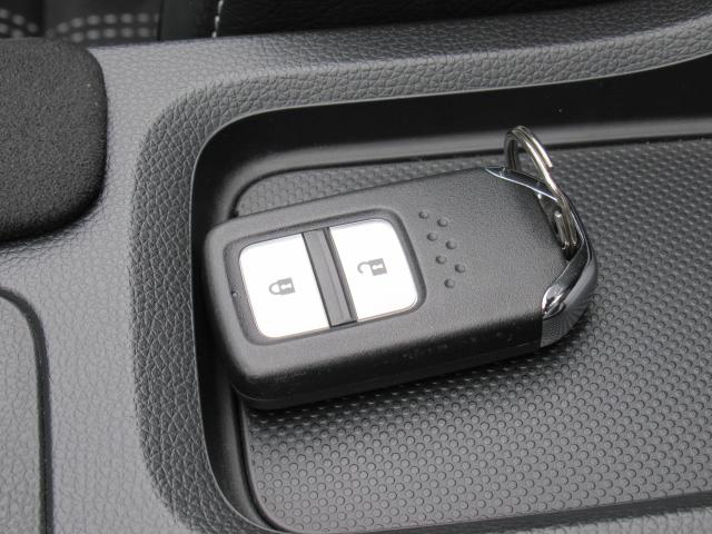 Ｓ６６０ α　モデューロエアロ　ＬＥＤフォグランプ　ＥＴＣ　ドラレコ前　純正ディスプレイオーディオ　Ｂｌｕｅｔｏｏｔｈ　バックカメラ　デジタルメーター　純正フロアマット（15枚目）