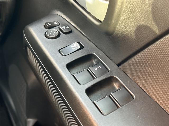 フレア ハイブリッドＸＳ　ナビ　ＴＶ　衝突被害軽減システム　オートライト　ＬＥＤヘッドランプ　スマートキー　電動格納ミラー　ＣＶＴ　盗難防止システム　ＡＢＳ　ＥＳＣ　ＣＤ　ＵＳＢ　Ｂｌｕｅｔｏｏｔｈ　衝突安全ボディ　エアコン（11枚目）