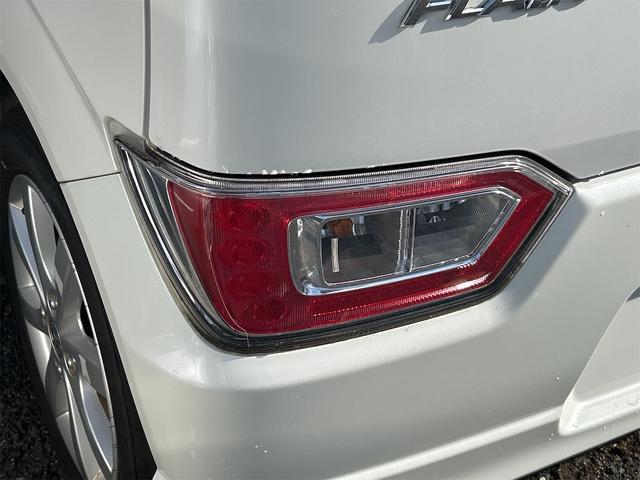 フレア ハイブリッドＸＳ　ナビ　ＴＶ　衝突被害軽減システム　オートライト　ＬＥＤヘッドランプ　スマートキー　電動格納ミラー　ＣＶＴ　盗難防止システム　ＡＢＳ　ＥＳＣ　ＣＤ　ＵＳＢ　Ｂｌｕｅｔｏｏｔｈ　衝突安全ボディ　エアコン（16枚目）