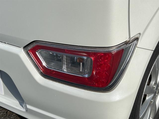 フレア ハイブリッドＸＳ　ナビ　ＴＶ　衝突被害軽減システム　オートライト　ＬＥＤヘッドランプ　スマートキー　電動格納ミラー　ＣＶＴ　盗難防止システム　ＡＢＳ　ＥＳＣ　ＣＤ　ＵＳＢ　Ｂｌｕｅｔｏｏｔｈ　衝突安全ボディ　エアコン（17枚目）