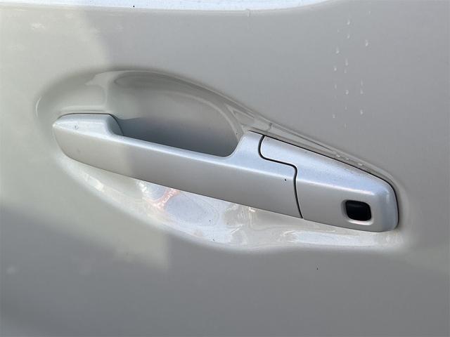 フレア ハイブリッドＸＳ　ナビ　ＴＶ　衝突被害軽減システム　オートライト　ＬＥＤヘッドランプ　スマートキー　電動格納ミラー　ＣＶＴ　盗難防止システム　ＡＢＳ　ＥＳＣ　ＣＤ　ＵＳＢ　Ｂｌｕｅｔｏｏｔｈ　衝突安全ボディ　エアコン（27枚目）