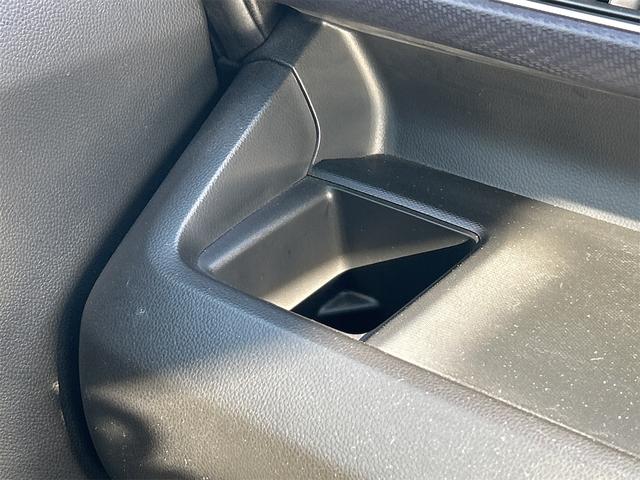 フレア ハイブリッドＸＳ　ナビ　ＴＶ　衝突被害軽減システム　オートライト　ＬＥＤヘッドランプ　スマートキー　電動格納ミラー　ＣＶＴ　盗難防止システム　ＡＢＳ　ＥＳＣ　ＣＤ　ＵＳＢ　Ｂｌｕｅｔｏｏｔｈ　衝突安全ボディ　エアコン（41枚目）