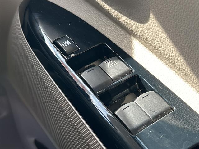 デイズルークス Ｓ　ドライブレコーダー　ＥＴＣ　両側スライドドア　衝突被害軽減システム　キーレスエントリー　電動格納ミラー　ベンチシート　ＣＶＴ　盗難防止システム　ＡＢＳ　ＥＳＣ　衝突安全ボディ　エアコン（9枚目）