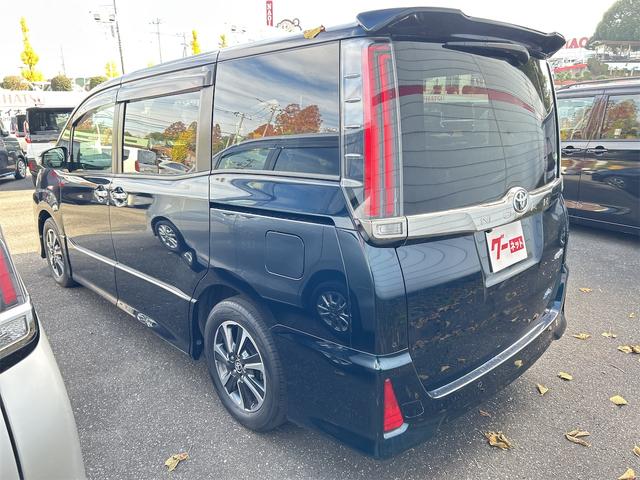 ノア Ｓｉ　ダブルバイビーＩＩ　ドライブレコーダー　バックカメラ　ＴＶ　オートクルーズコントロール　レーンアシスト　衝突被害軽減システム　両側電動スライドドア　オートマチックハイビーム　オートライト（16枚目）