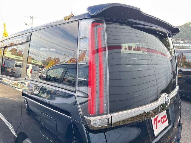 ノア Ｓｉ　ダブルバイビーＩＩ　ドライブレコーダー　バックカメラ　ＴＶ　オートクルーズコントロール　レーンアシスト　衝突被害軽減システム　両側電動スライドドア　オートマチックハイビーム　オートライト（22枚目）