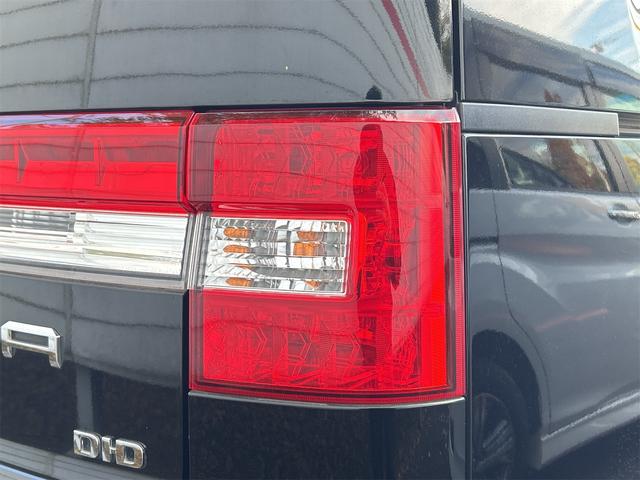 デリカＤ：５ アクティブギア　４ＷＤ　ドライブレコーダー　ＥＴＣ　バックカメラ　ナビ　ＴＶ　オートクルーズコントロール　両側電動スライドドア　オートライト　ＨＩＤ　スマートキー　電動格納ミラー　シートヒーター　後席モニター（18枚目）