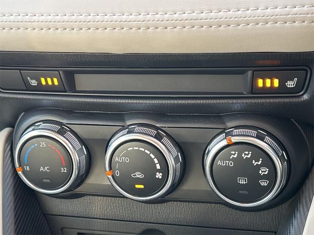 デミオ １３Ｓツーリング　Ｌパッケージ　ドライブレコーダー　バックカメラ　ナビ　ＴＶ　オートクルーズコントロール　レーンアシスト　衝突被害軽減システム　アルミホイール　オートライト　ＬＥＤヘッドランプ　スマートキー（7枚目）